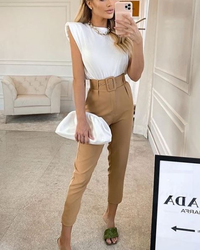 Pantaloni Karol cu centura