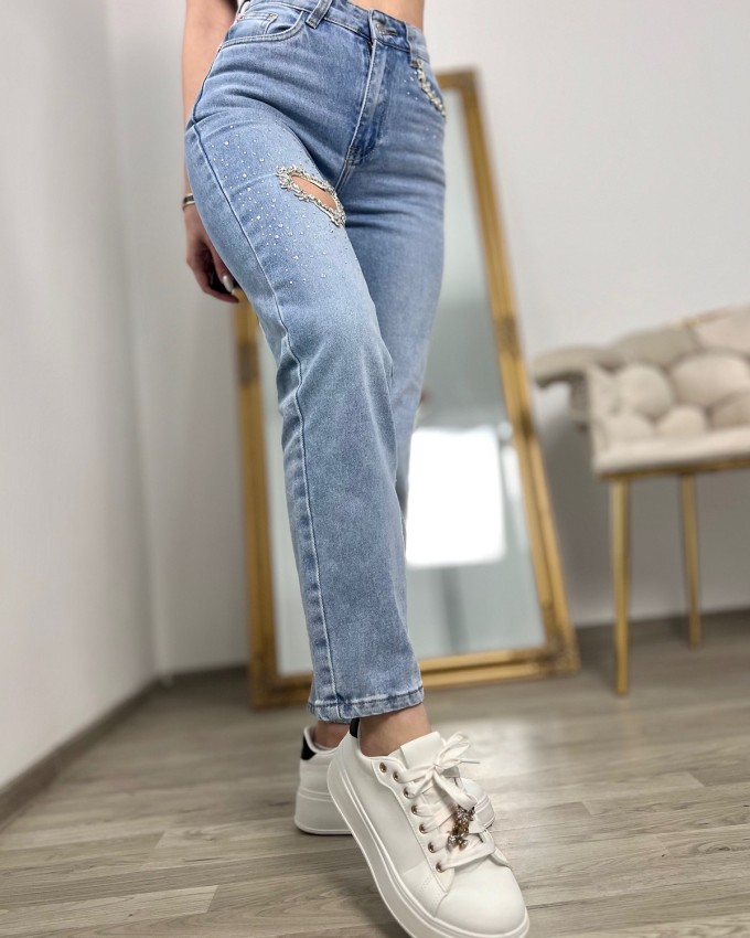 Blugi momfit cu inimă
